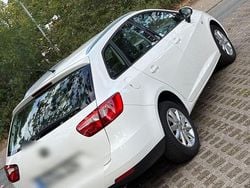 Weiß Gebraucht 2013 Seat Ibiza ST Style Kombi | 4.900 € (Fairer Preis)