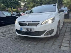 Weiß Gebraucht 2014 Peugeot 308 GT-line Kombi | 8.500 € (Fairer Preis)