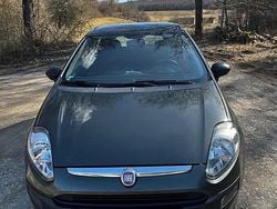 Grün Gebraucht 2010 Fiat Punto Evo Kleinwagen | 2.300 € (Guter Preis)