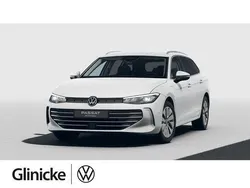 Weiß Neu 2025 VW Passat Elegance Kombi | 47.560 € (Guter Preis)