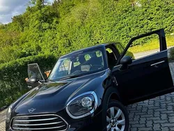 Schwarz Gebraucht 2018 Mini One Countryman SUV | 19.000 € (Etwas zu teuer)