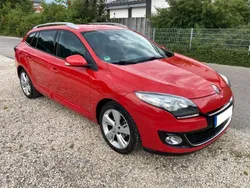 Rot Gebraucht 2013 Renault Mégane GrandTour Dynamique Kombi | 4.950 € (Fairer Preis)