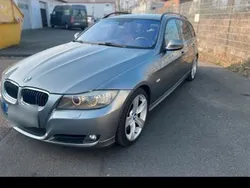 Schwarz Gebraucht 2010 BMW 318 Sport Line Kombi | 5.800 € (Guter Preis)