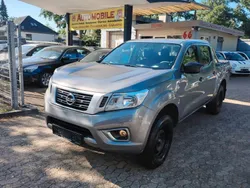 Grau Gebraucht 2017 Nissan Navara Visia Abholung | 14.990 € (Fairer Preis)