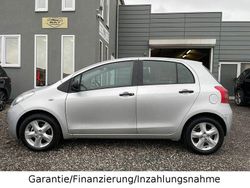Grau Gebraucht 2008 Toyota Yaris Sol Limousine | 3.900 € (Fairer Preis)