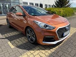 Orange Gebraucht 2016 Hyundai i30 Turbo Limousine | 11.990 € (Fairer Preis)