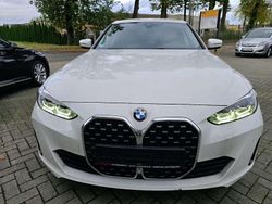 Weiß Gebraucht 2022 BMW 420 Sport Line Coupé | 33.500 € (Superpreis)