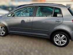 United grey metallic Gebraucht 2013 VW Golf Plus Cross Match Van / Kleinbus | 7.900 € (Fairer Preis)