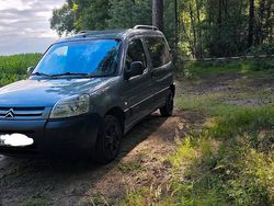 Grau Gebraucht 2009 Citroën Berlingo First Van / Kleinbus | 3.299 € (Teuer)