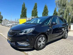 Blau Gebraucht 2018 Opel Zafira Van / Kleinbus | 15.499 € (Fairer Preis)