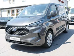 Grau Neu 2025 Ford Tourneo Custom Titanium Van / Kleinbus | 54.990 € (Etwas zu teuer)