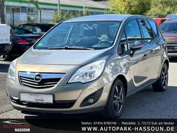 Grau Gebraucht 2010 Opel Meriva Edition Van / Kleinbus | 1.999 € (Guter Preis)