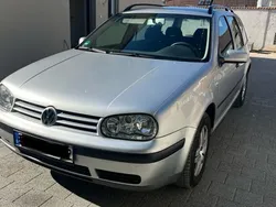 Grau Gebraucht 2002 VW Golf IV Basis Kombi | 1.940 € (Fairer Preis)