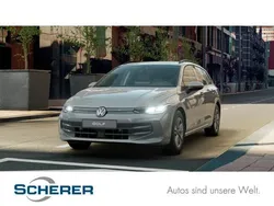 Mondsteingrau Gebraucht 2024 VW Golf VIII Life Kombi | 24.990 € (Fairer Preis)
