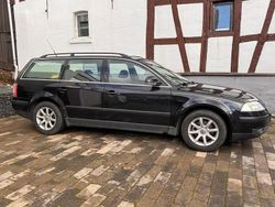 Schwarz Gebraucht 2004 VW Passat Kombi | 3.650 € (Teuer)