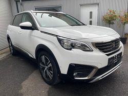 Blanc banquise Gebraucht 2020 Peugeot 5008 Allure Van / Kleinbus | 17.490 € (Superpreis)