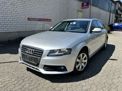 Eissilber metallic Gebraucht 2011 Audi A4 Ambiente Kombi | 5.999 € (Superpreis)