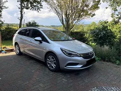 Silber Gebraucht 2016 Opel Astra Edition Kombi | 8.499 € (Guter Preis)