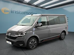 Grau Gebraucht 2020 VW California California Van | 58.449 € (Etwas zu teuer)
