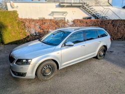 Silber Gebraucht 2016 Skoda Octavia Style Kombi | 9.600 € (Guter Preis)