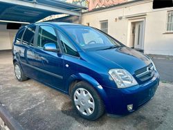 Blau Gebraucht 2003 Opel Meriva Van / Kleinbus | 1.400 € (Fairer Preis)