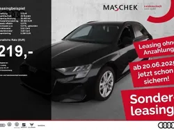 Mythosschwarz metallic Gebraucht 2024 Audi A3 Sportback Sport Limousine | 30.340 € (Guter Preis)