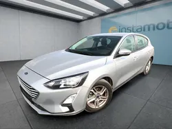 Silber Gebraucht 2019 Ford Focus Limousine | 14.199 € (Guter Preis)