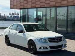Weiß Gebraucht 2013 Mercedes C220 Limousine | 9.500 € (Superpreis)