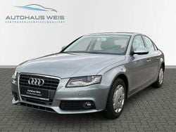 Grau Gebraucht 2010 Audi A4 Ambiente Limousine | 8.000 € (Guter Preis)