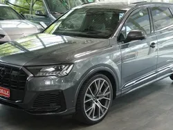 Grau Gebraucht 2020 Audi Q7 S-Line SUV | 62.991 € (Fairer Preis)