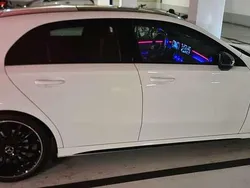 Weiß Gebraucht 2021 Mercedes A250 AMG line Limousine | 33.500 € (Etwas zu teuer)
