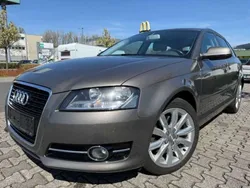 Dakotagrau metallic Gebraucht 2011 Audi A3 Sportback Ambiente Limousine | 8.990 € (Fairer Preis)