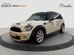 Weiß (metallic) Gebraucht 2013 Mini Cooper Clubman Kombi | 9.480 € (Fairer Preis)