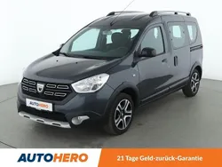 Grau Gebraucht 2018 Dacia Dokker Celebration Van | 11.780 € (Fairer Preis)
