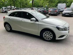 Weiß Gebraucht 2015 Mercedes A180 Urban Limousine | 15.500 € (Fairer Preis)