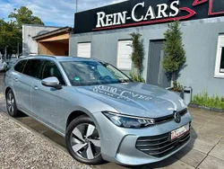 Rot Gebraucht 2024 VW Passat Business Kombi | 29.990 € (Superpreis)