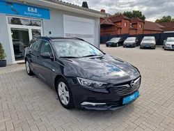 Schwarz Gebraucht 2018 Opel Insignia Kombi | 10.990 € (Fairer Preis)