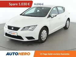 Weiß Gebraucht 2014 Seat Leon Reference Limousine | 8.260 € (Fairer Preis)
