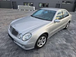 Brillantsilber Gebraucht 2002 Mercedes E240 Avantgarde Limousine | 6.200 € (Fairer Preis)