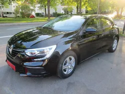 Schwarz Gebraucht 2016 Renault Mégane IV Life Limousine | 5.390 € (Fairer Preis)