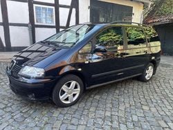 Schwarz Gebraucht 2006 Seat Alhambra Reference Van / Kleinbus | 5.300 €