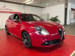 Rot Gebraucht 2018 Alfa Romeo Giulietta Super Kleinwagen | 14.900 € (Fairer Preis)