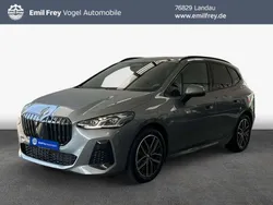 Skyscraper grau Neu 2024 BMW 218 Active Tourer M Sport Van / Kleinbus | 44.990 € (Etwas zu teuer)