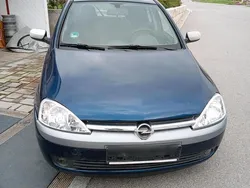 Blau Gebraucht 2003 Opel Corsa Kleinwagen | 1.100 € (Fairer Preis)