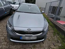 Silber Gebraucht 2020 Kia Ceed Kombi | 17.500 €