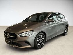 Grau Gebraucht 2024 Mercedes B200 Progressive Van / Kleinbus | 32.550 € (Fairer Preis)