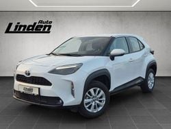 Weiß Gebraucht 2024 Toyota Yaris Cross Comfort SUV | 21.970 € (Guter Preis)