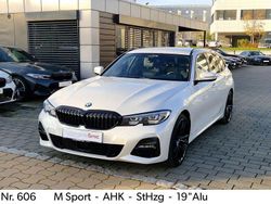 Weiß Gebraucht 2020 BMW 320 M Sport Limousine | 32.390 € (Teuer)
