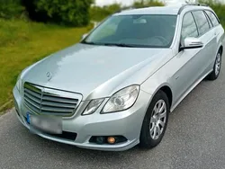Silber Gebraucht 2010 Mercedes 250 Kombi | 8.900 €