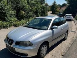 Silber Gebraucht 2004 Seat Ibiza Sport Limousine | 400 € (Superpreis)
